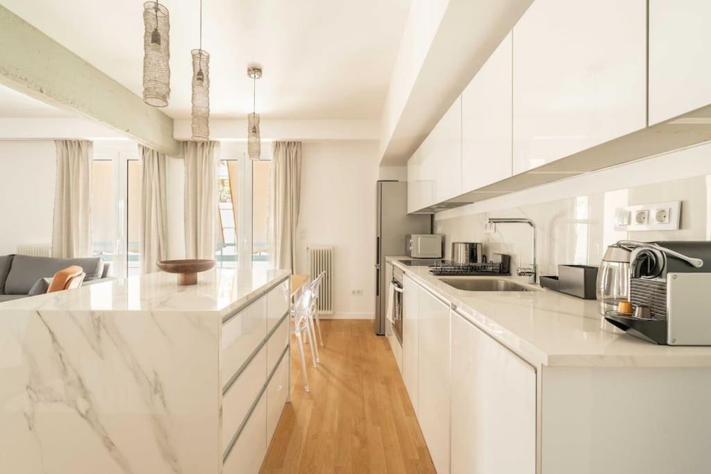 Bright & Airy 2Bd Apt Close To National Garden Athen Exterior foto